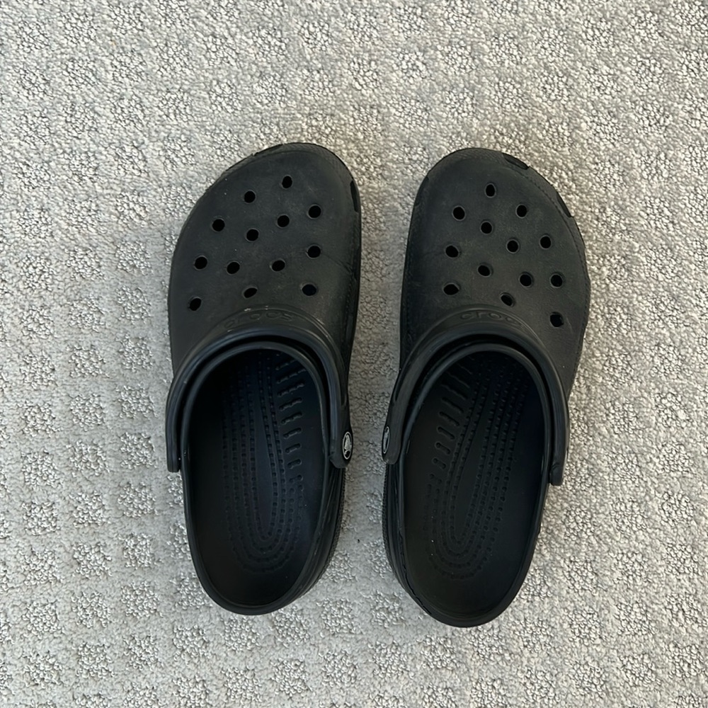 Crocs size 9  | Black
